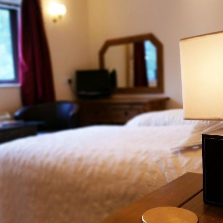 Miltons Country Lodge Lower Langford 外观 照片